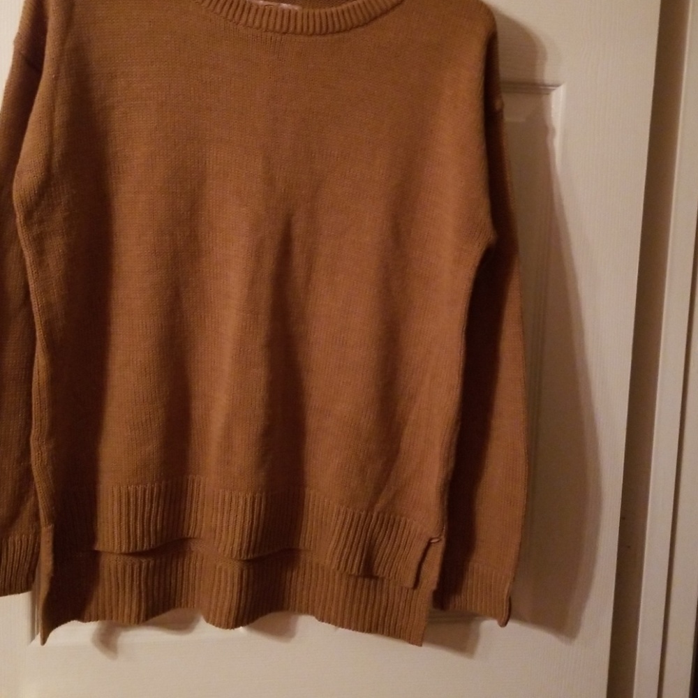 Sweaters - Picture 2 of 6